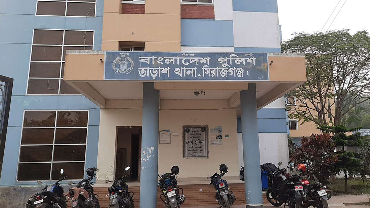 সপ্তম শ্রেণির স্কুলছাত্রীকে ধর্ষণ চেষ্টায় ১০ম শ্রেণির ছাত্র গ্রেপ্তার